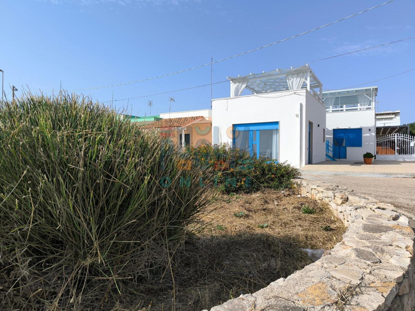 Apartamento Bilocale Blue House Fronte Mare, A Posto Rosso Capilungo Exterior foto