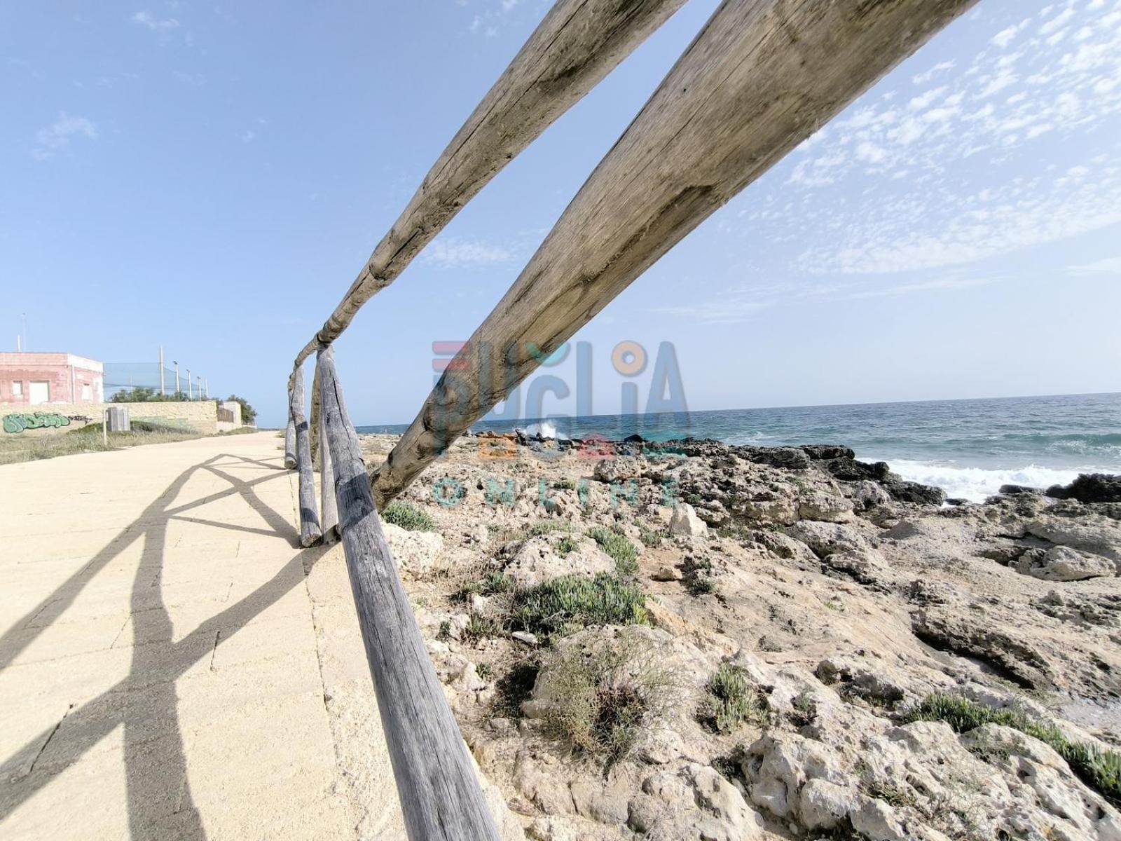 Apartamento Bilocale Blue House Fronte Mare, A Posto Rosso Capilungo Exterior foto