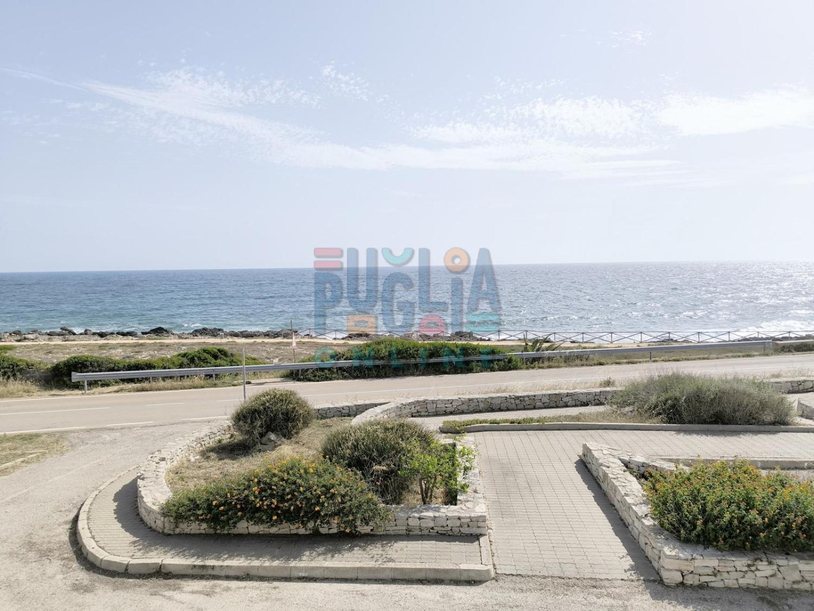 Apartamento Bilocale Blue House Fronte Mare, A Posto Rosso Capilungo Exterior foto